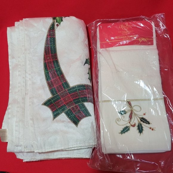 Lenox Rectangular Table Cover and Kitchen Towel Ribbon Holly Set of 2 - Picture 2 of 12